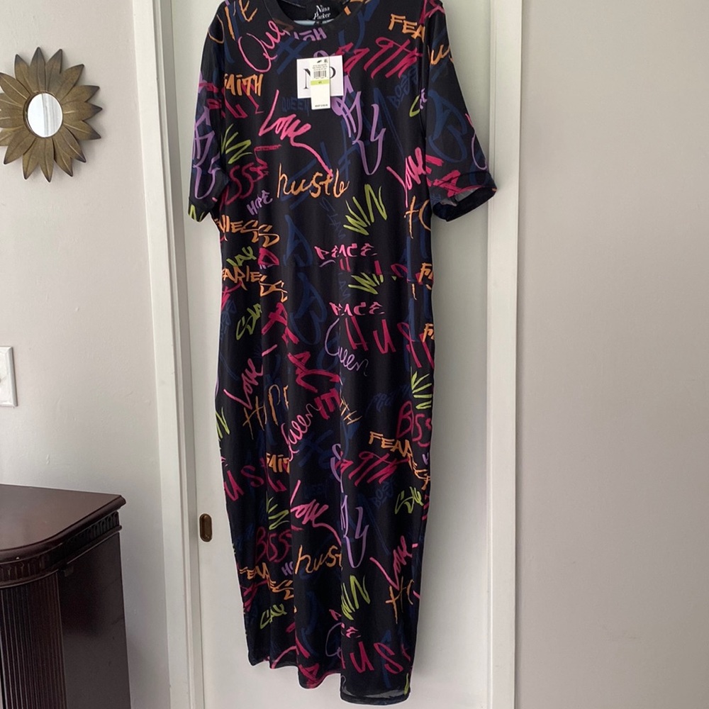 4X NWT Nina Parker retail $109 spandex/poly soft lined comfy graffiti dress